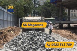 Đá hộc thường được ưu tiên sử dụng cho các tuyến kè sông, kè suối, mái taluy